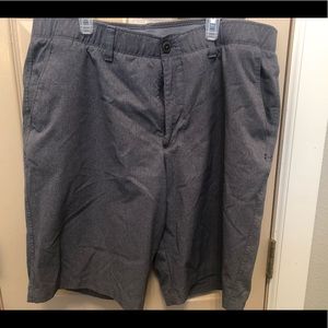 Under Armor - Heat Gear golf shorts! Worn 3-4 times, like new